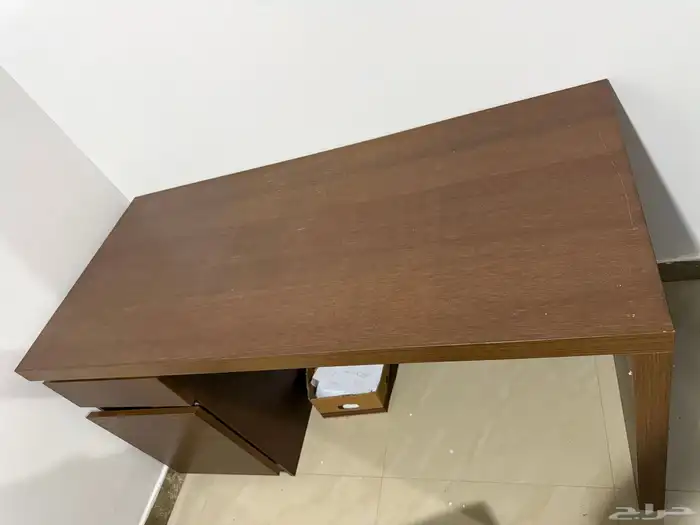 مكتب طاولة وكرسي اردني نظيفة 1