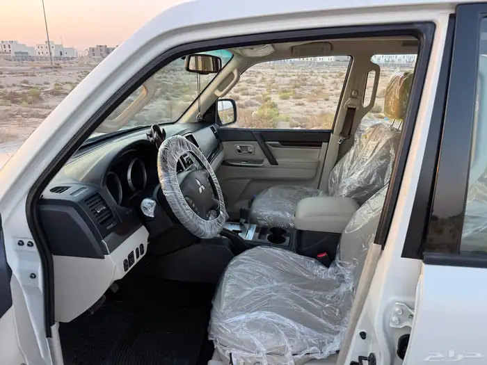 باجيرو موديل 2017 فل كامل ( العلامه الذهبيه) 38