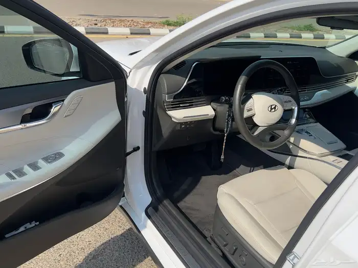 أزيرا 2022 فل كامل V6 20