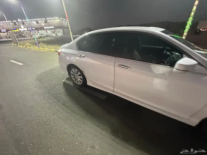 هوندا اكورد سبشل 7