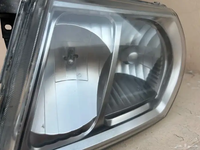 نيسان باترول شمعات سوبر سفاري مستعمل اصلي98-2001 - 2002-2004 4