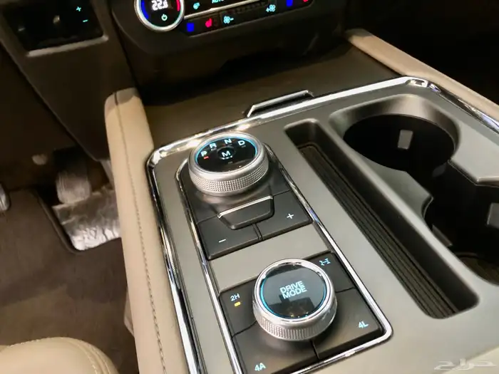 اكسبيدشن 2021 دبل 4X4 عداد 127 الف فل بدي وكالةXLT 20