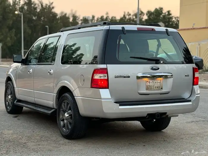 فورد اكسبديشن 2012 بحالة الوكاله 7