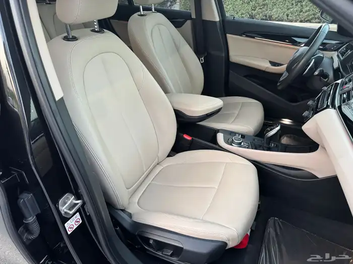 بي ام دبليو X1 مخزن 44