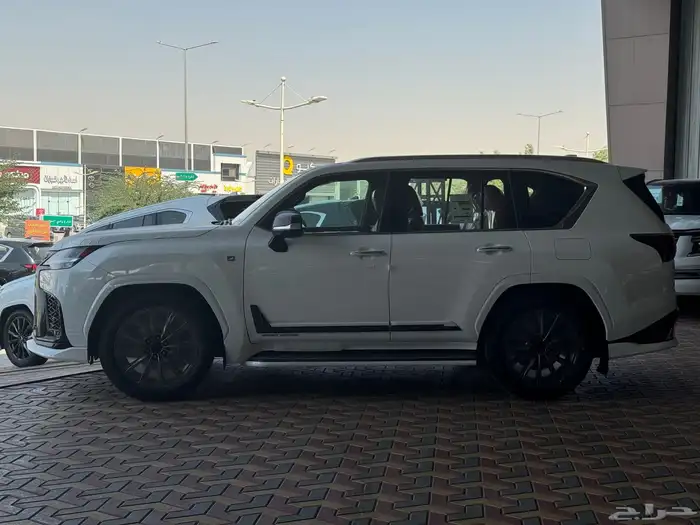 لكزس 2025 خليجي LX600 اف اسبورت كاش واقساط 3