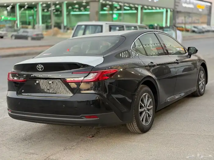 تويوتا كامري 2025 2