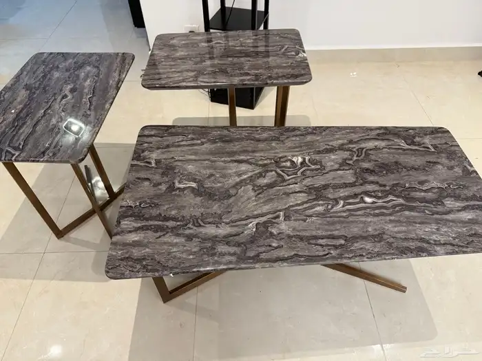3 coffee table set for sell 1
