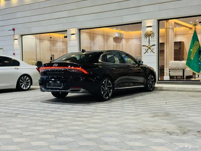 ازيرا فل كامل بطاقه جمركيه نظيف جدا 5