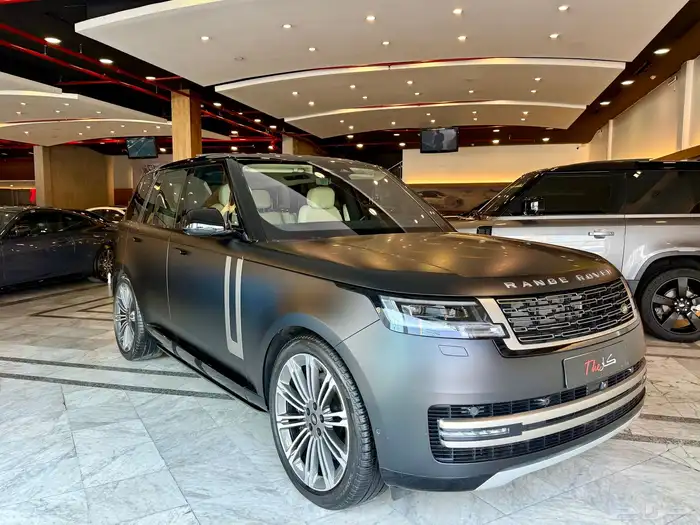 رنج روفر HSE 2023 1