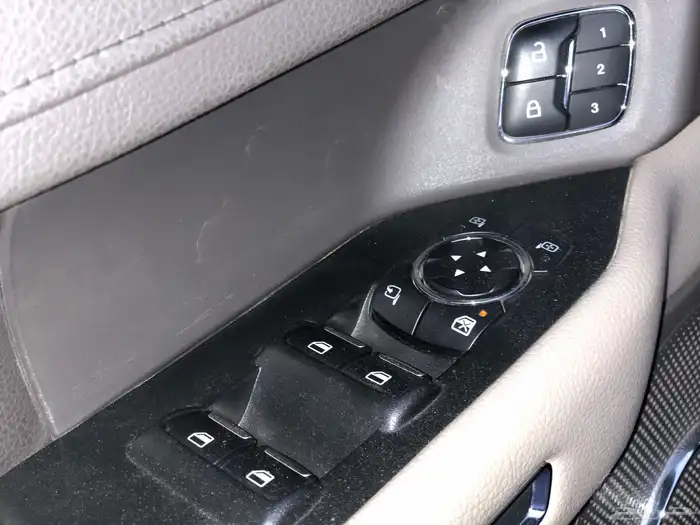 اكسبيدشن 2021 دبل 4X4 عداد 127 الف فل بدي وكالةXLT 29