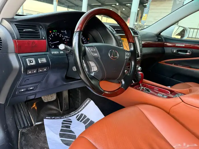 لكزس - 2011 - لارج - سعودي 7