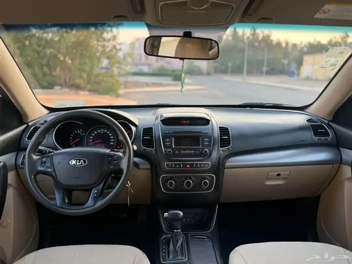 كيا سورينتو قمة النظافة بحالة ممتازة 22