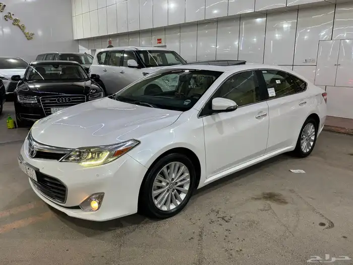 تويوتا افالون ليمتد 2015 ( بحالة الوكالة ) 8