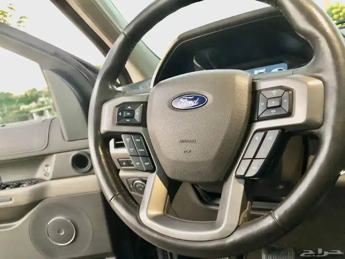 اكسبيدشن 2021 دبل 4X4 عداد 127 الف فل بدي وكالةXLT 24