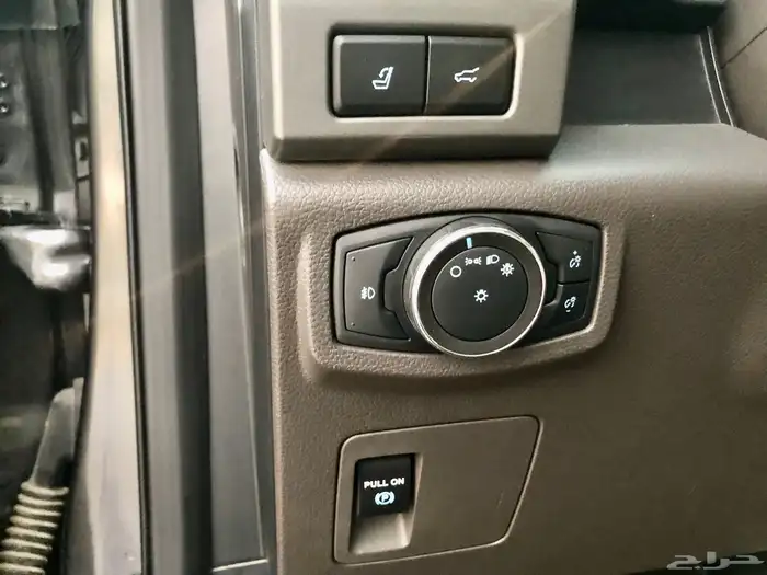 اكسبيدشن 2021 دبل 4X4 عداد 127 الف فل بدي وكالةXLT 15