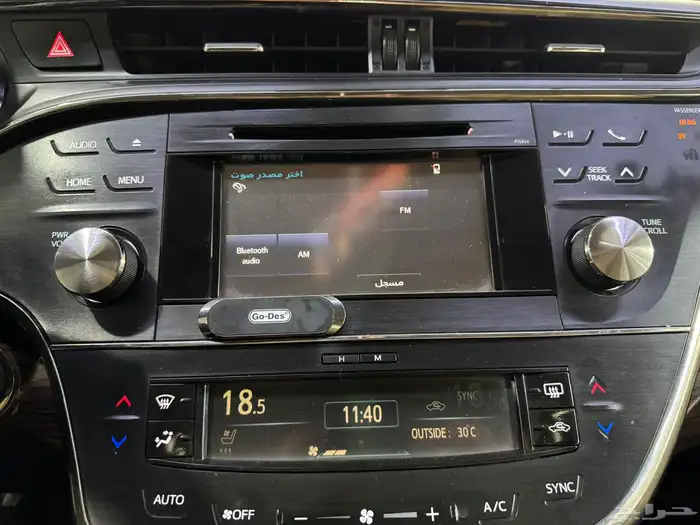 تويوتا افالون ليمتد 2015 ( بحالة الوكالة ) 30