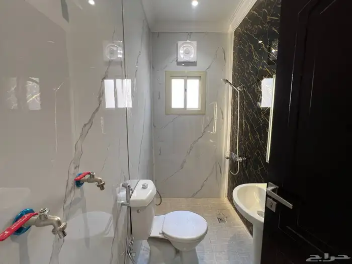 فيلا روف للبيع نظام شقق بحي المروة 27