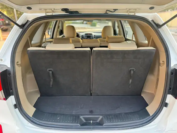 كيا سورينتو قمة النظافة بحالة ممتازة 17