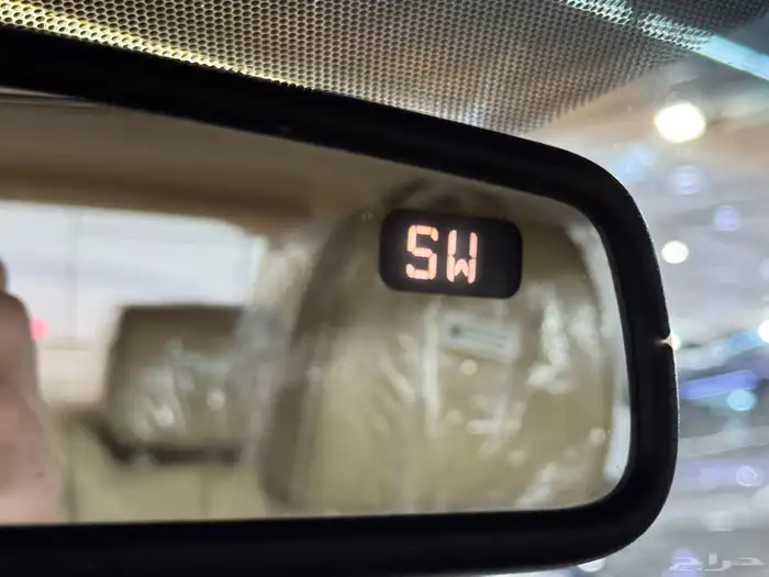 تويوتا افالون ليمتد 2015 ( بحالة الوكالة ) 20