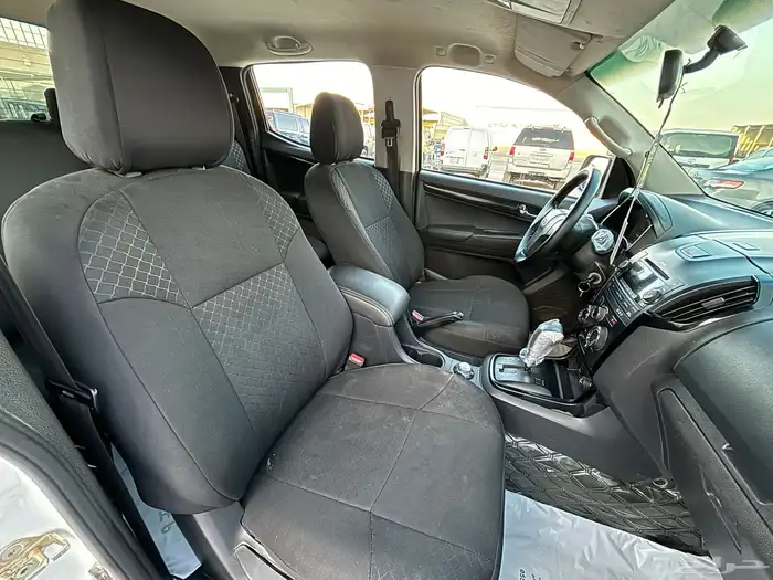 ايسوزو ديماكس 2018 دبل فل كامل LS قير اتوماتيك بدي وكاله 16