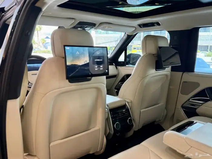 رنج روفر HSE 2023 10