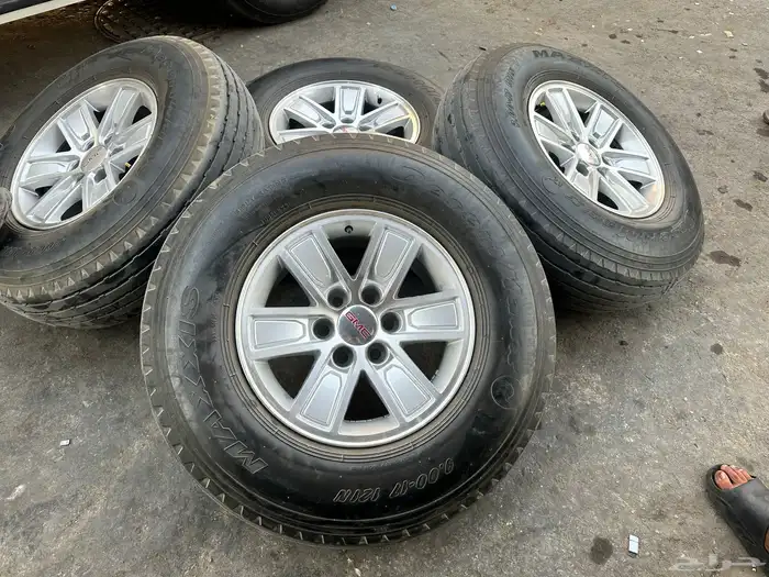 جنوط كويتي جمس سيرا مع كفرات بالون ماكسس 900.17 ت22 0