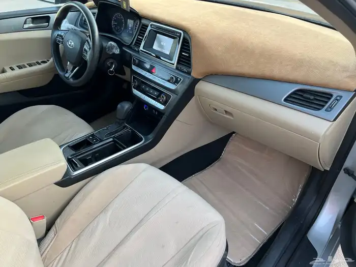 هونداي سوناتا 2018 (بحالة ممتازة) 16