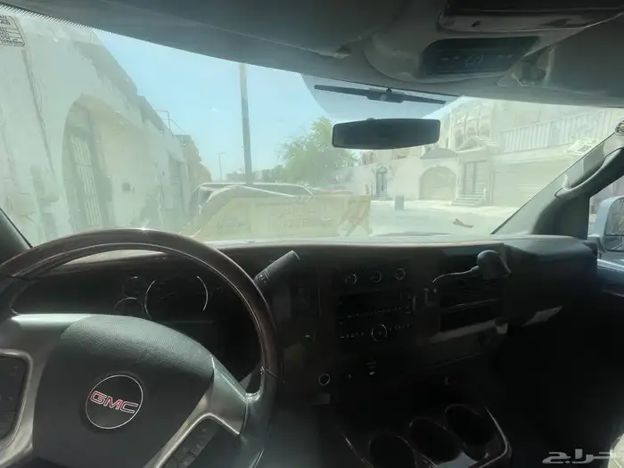 جمس سافانا 2011 0