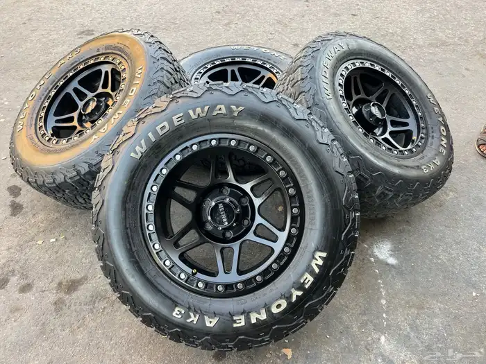 جنوط   ميتود اسود مقاس 17 مع كفرات حجرية تاريخ 23 جمس 41