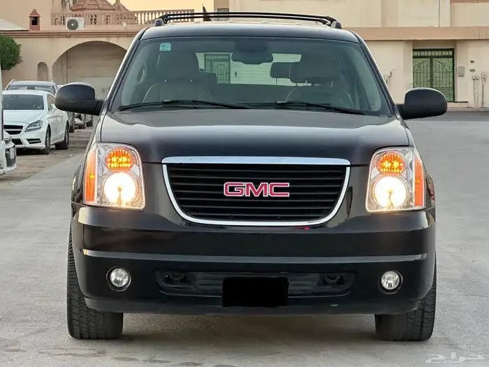 للبيع جي أم سي يوكن 2008 السعر 25 ألف 1