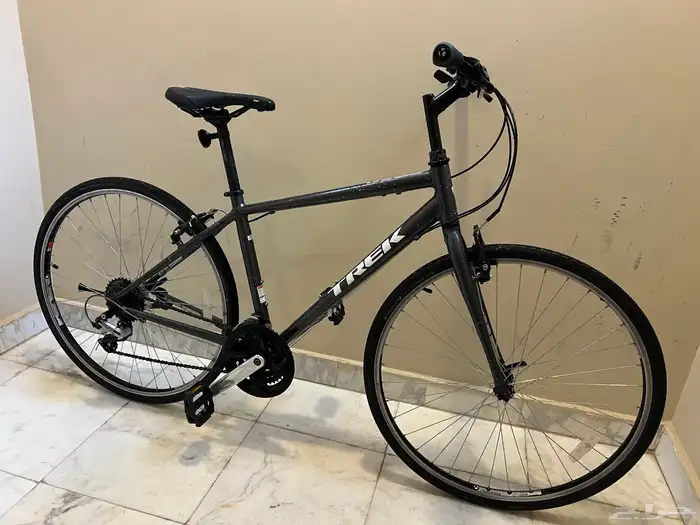 دراجة تريك TREK هجين FX 4