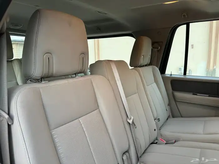 فورد اكسبديشن 2012 بحالة الوكاله 30