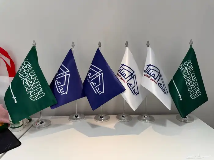 تفصيل صور الملوك كانفس طقم مكتبي على الطلب 3