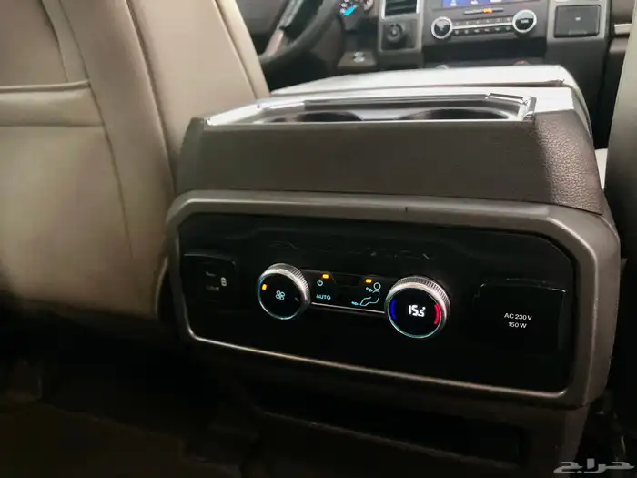 اكسبيدشن 2021 دبل 4X4 عداد 127 الف فل بدي وكالةXLT 18