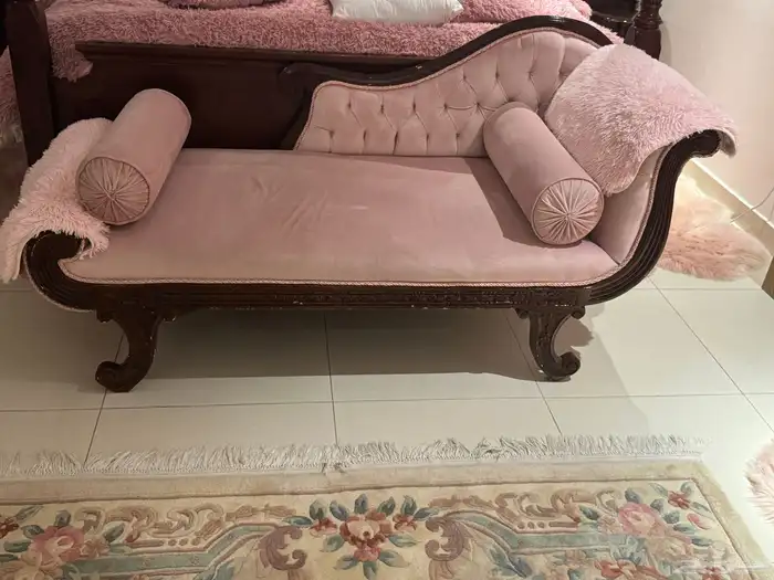 أثاث منزلي وتحف 3