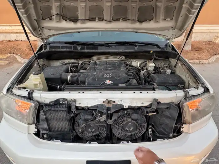 سكويا SR5 مالك واحد من الوكالة 15