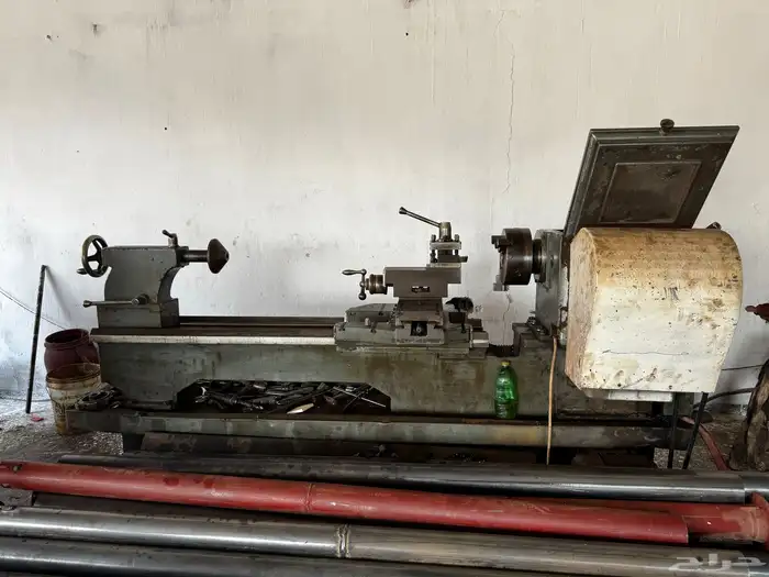 مكينة خراطة 2 متر الباكستانيه مع المعددات و اكسوارات كامله 3