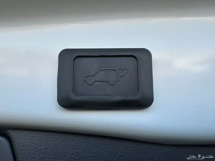 راف فور XLE 2.0 فتحه بصمه دبل موديل 2025 33