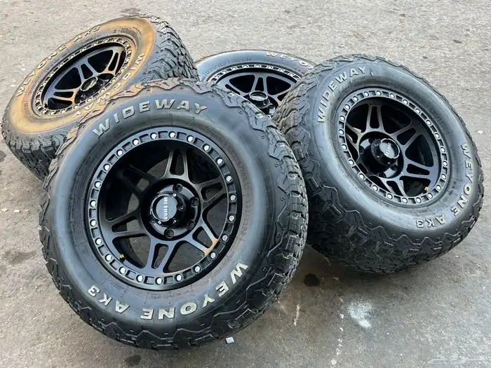 جنوط   ميتود اسود مقاس 17 مع كفرات حجرية تاريخ 23 جمس 7