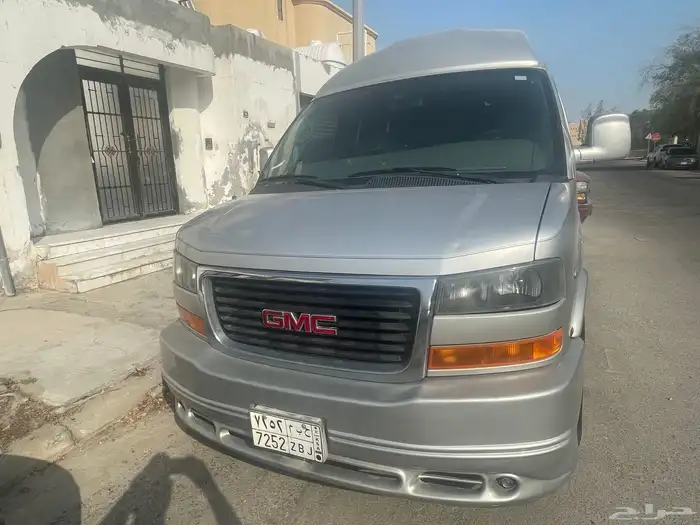 جمس سافانا 2011 5