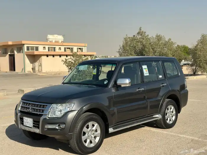 ميتسوبيشي باجيرو 2020 دبل ثلاث صفوف وكاله شرط 1