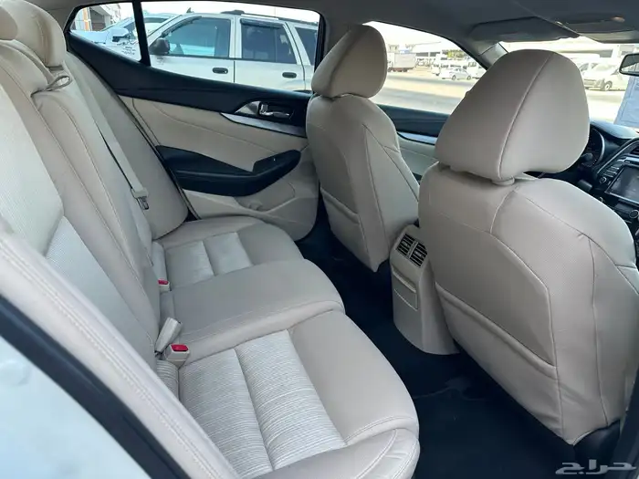 نيسان مكسيما 2017 18