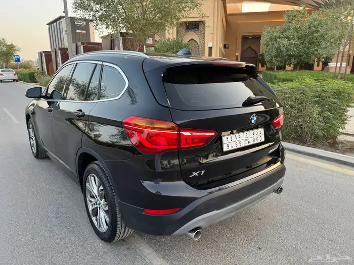 بي ام دبليو X1 مخزن 2