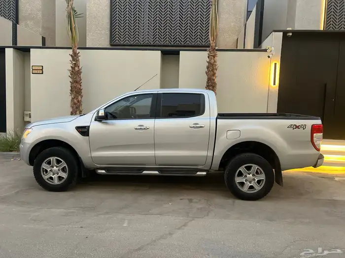 فورد رنجر 2015 ممشى قليل بحالة ممتازة 9