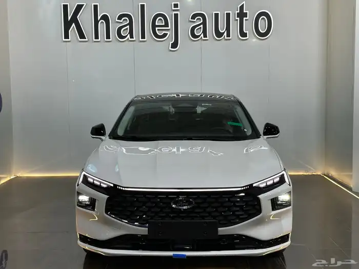 فورد تورس تيتانيوم 2026 3