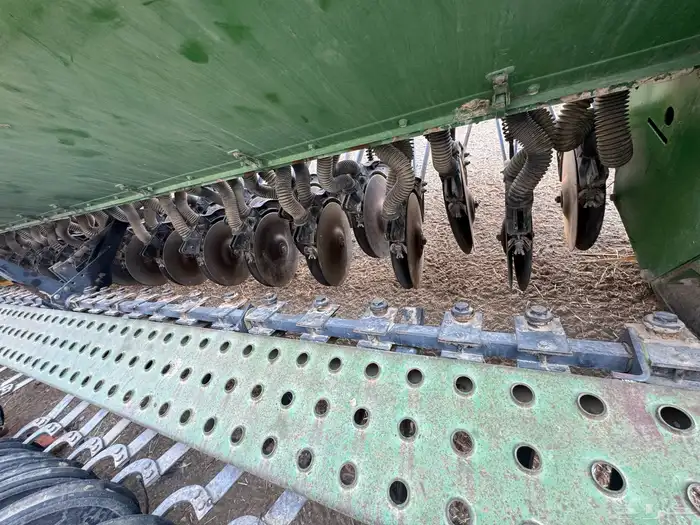 بذارة جندير 450 للبيع 4