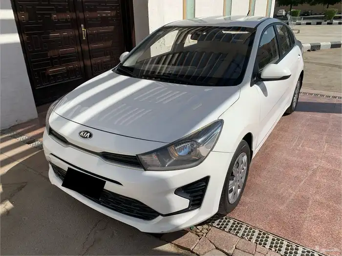 كيا ريو 2021 الجبر نظيف جدآ 2