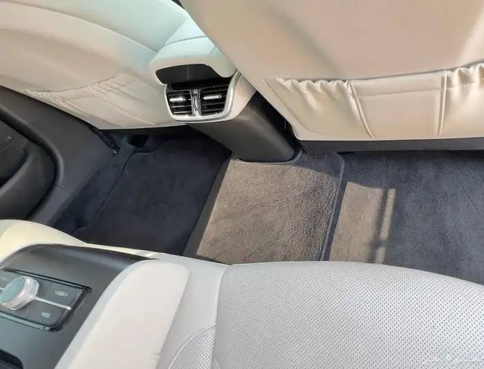 أزيرا 2022 فل كامل V6 47