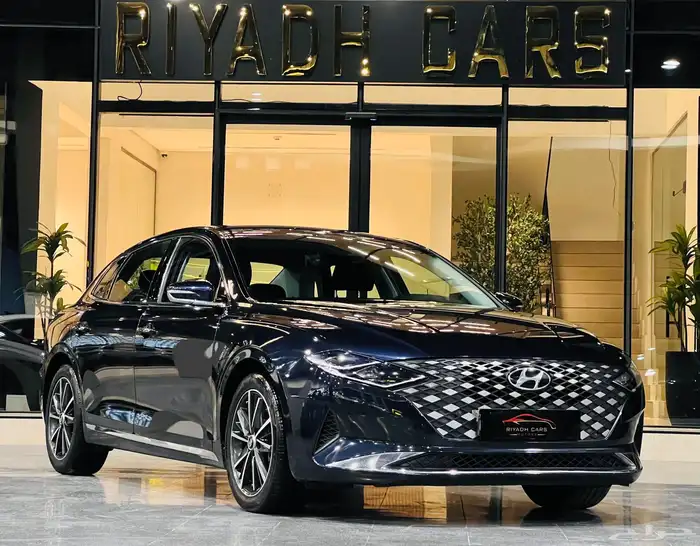 هيونداي ازيرا موديل 2021 (بحالة ممتازة) 0