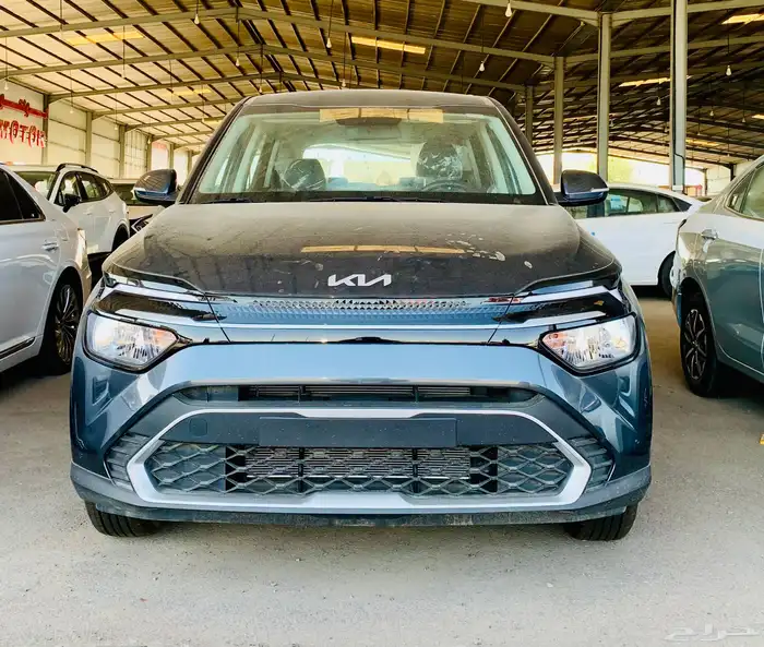 كيا كارينز 7 مقاعد 2025 GL كاميرا وشاشه 6